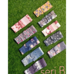 Kaos Kaki Jari Motif